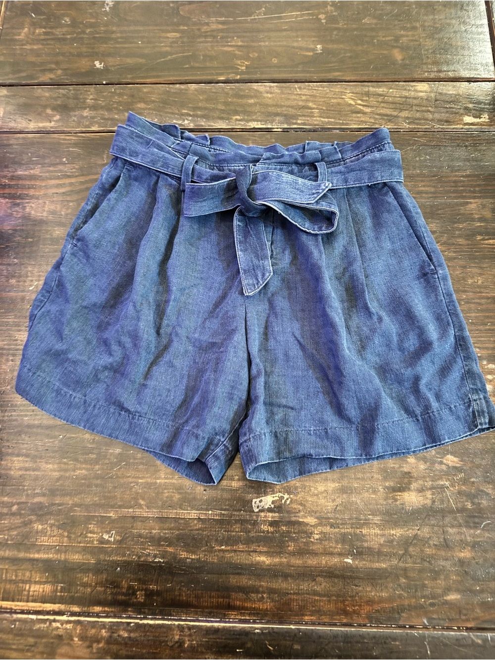 Banana Republic High-Waist Tie-Belt Shorts in Navy Blue